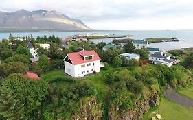 Helgugata Guesthouse